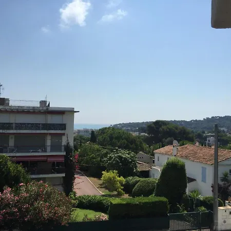 Magnifique 4 Personne A Deux Pas De La 昂蒂布