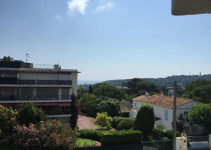 Magnifique 4 Personne A Deux Pas De La 昂蒂布